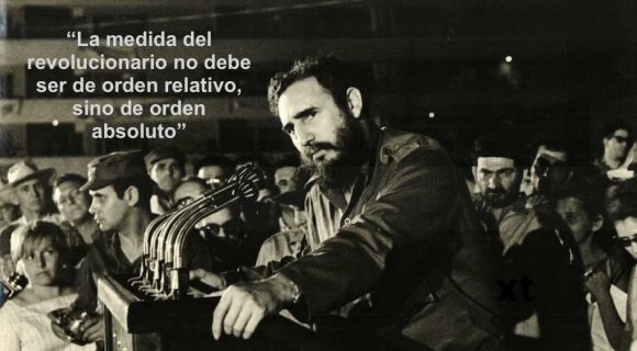Fidel en el acto en el Malecón de La Habana por el regreso de los 11 pescadores secuestrados por un grupo terrorista de Miami, en 1970.