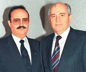 Mario Vázquez Raña con Mijail Gorbachov