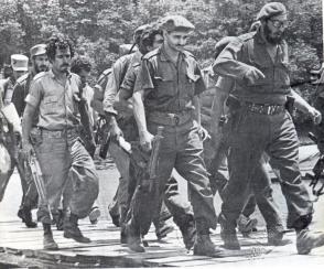 La presencia de Fidel inspiró la confianza en la victoria. Foto: Archivo de Granma La presencia de Fidel inspiró la confianza en la victoria. Foto: Archivo de Granma